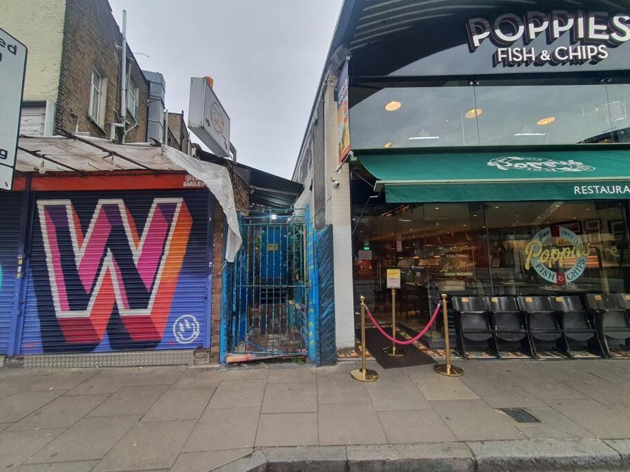 Cyber-Art Studio In Camden London Kültér fotó